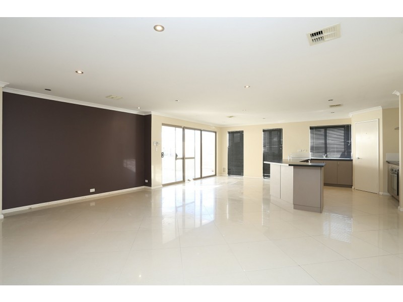 270 Landsdale Road, Landsdale WA 6065