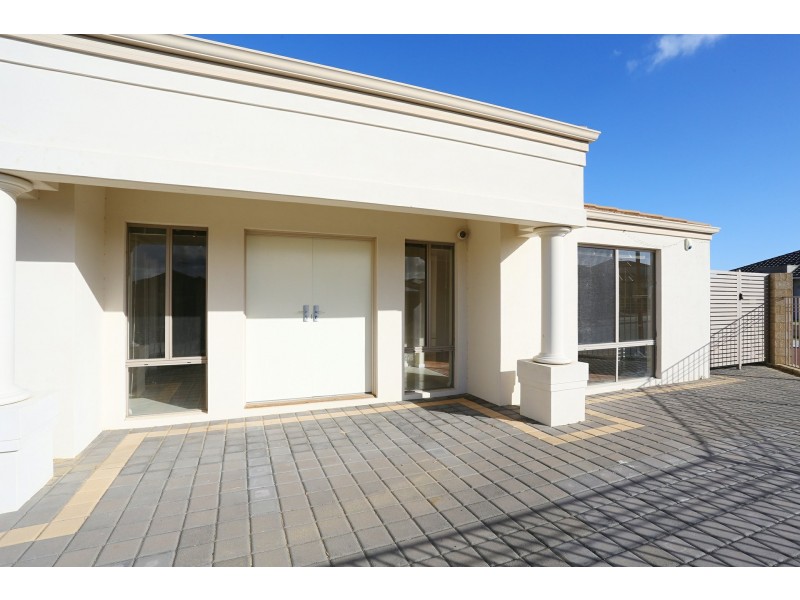 270 Landsdale Road, Landsdale WA 6065