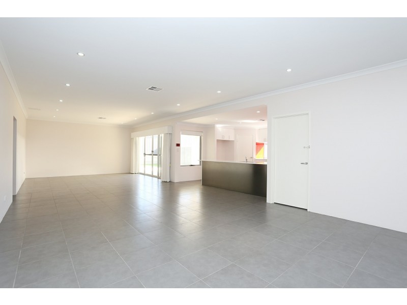 13 Mystery Road, Banksia Grove WA 6031