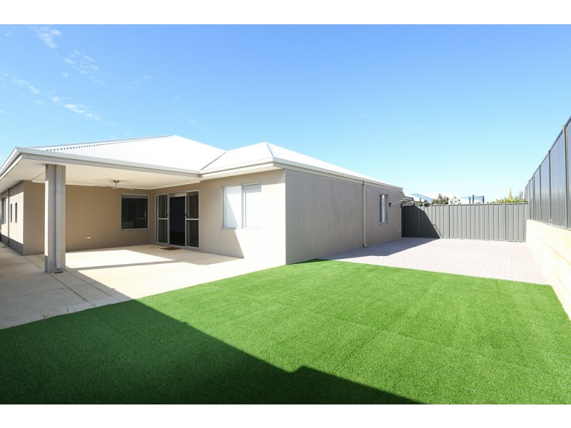 13 Mystery Road, Banksia Grove WA 6031