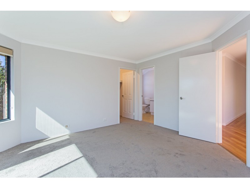 14 Reigate Way, Butler WA 6036