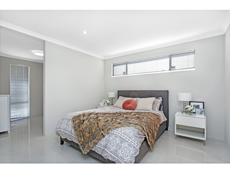 14 Prelude Rise, Eglinton WA 6034