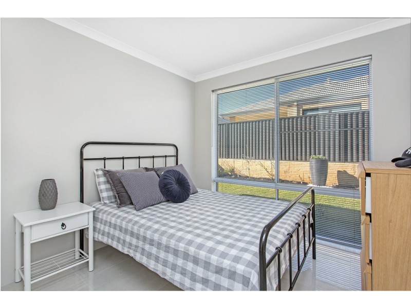 14 Prelude Rise, Eglinton WA 6034