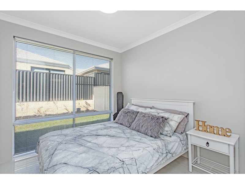 14 Prelude Rise, Eglinton WA 6034