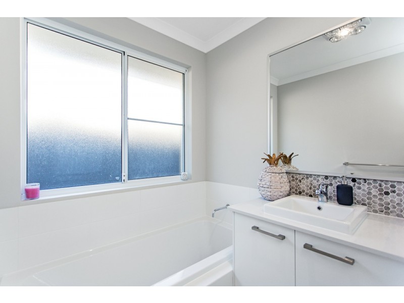 14 Prelude Rise, Eglinton WA 6034