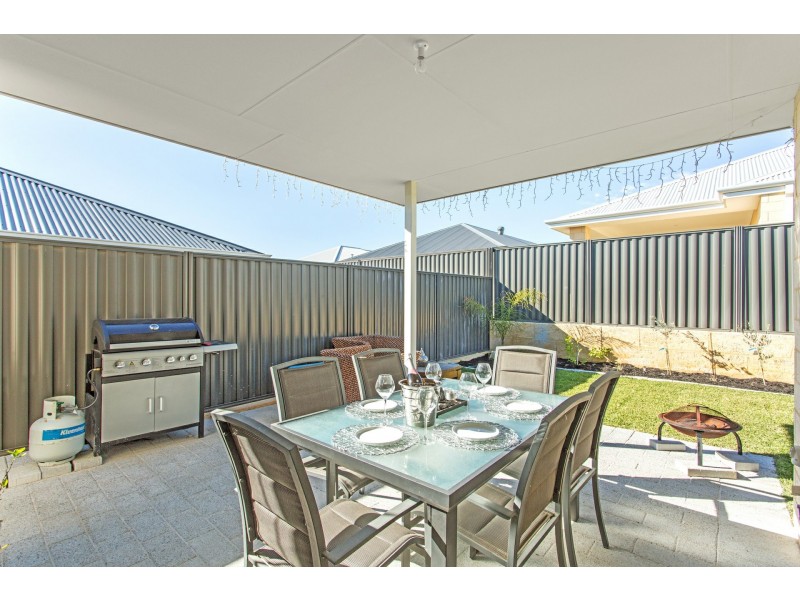 14 Prelude Rise, Eglinton WA 6034