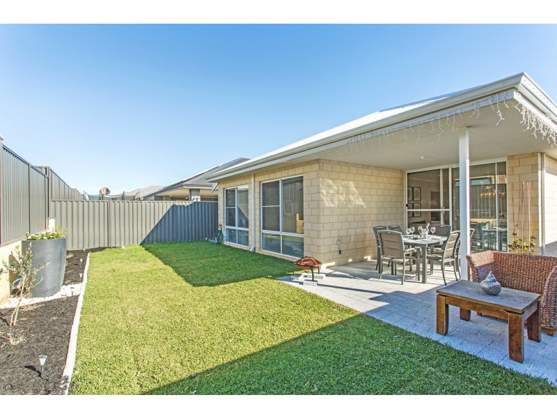 14 Prelude Rise, Eglinton WA 6034