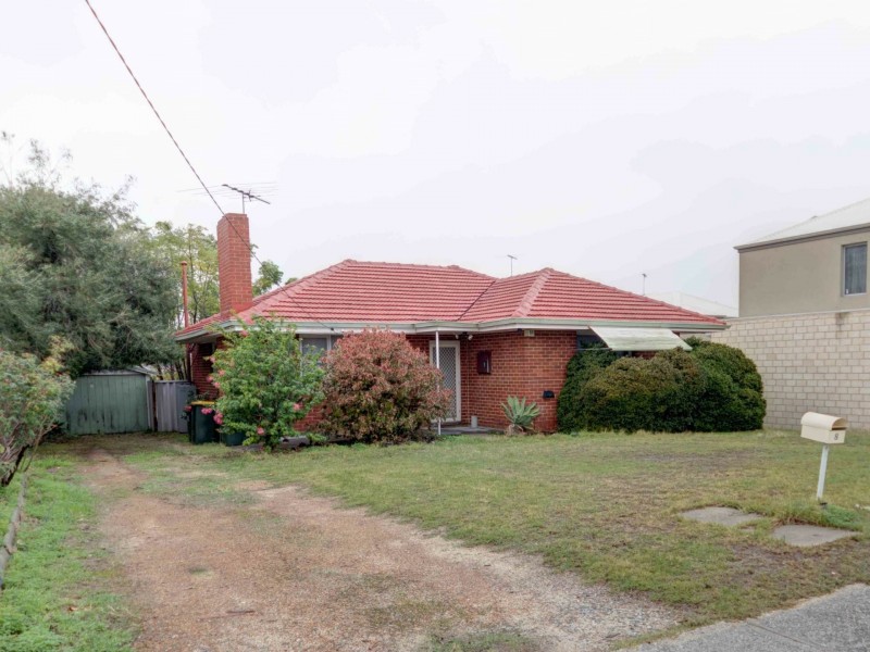 8 Rotherfield Road, Westminster WA 6061