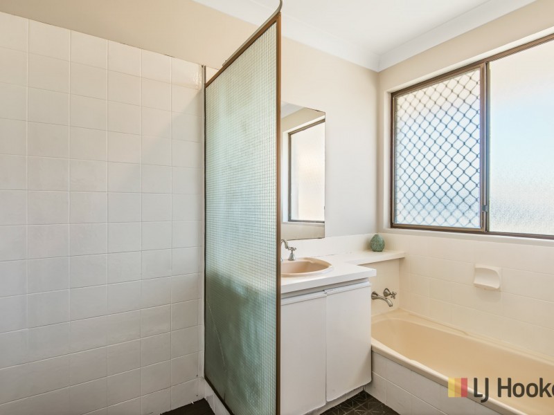 37 Galleon Road, Beldon WA 6027