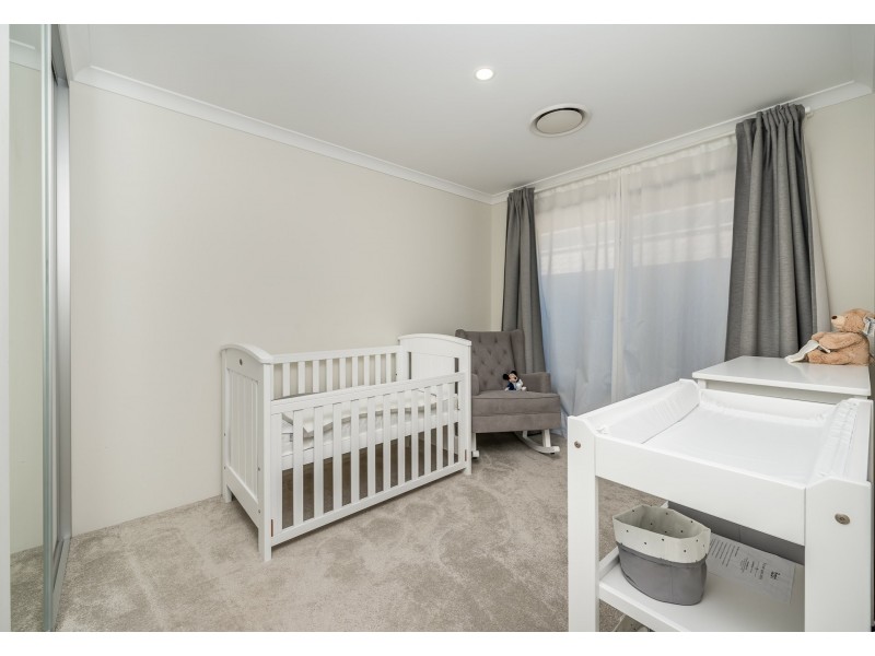 9 Lemon Way, Eglinton WA 6034