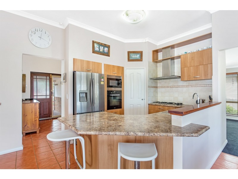 5 Rockdale Pass, Landsdale WA 6065