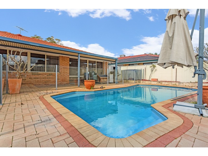 5 Rockdale Pass, Landsdale WA 6065