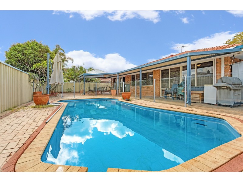 5 Rockdale Pass, Landsdale WA 6065