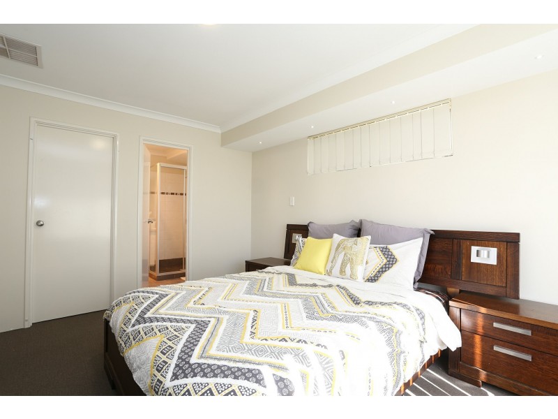 101a Kingsway, Madeley WA 6065