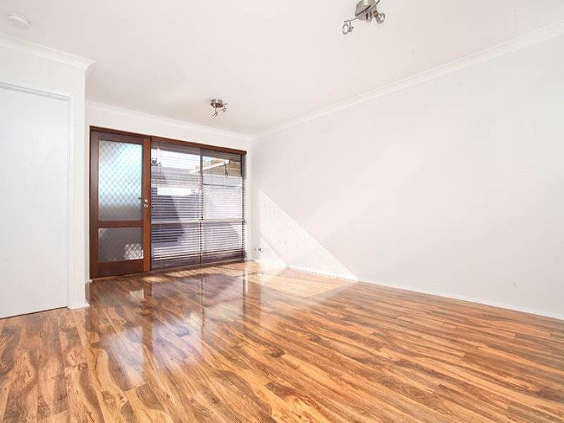 4B Noetia Court, Heathridge WA 6027