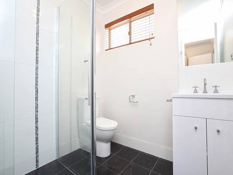 4B Noetia Court, Heathridge WA 6027