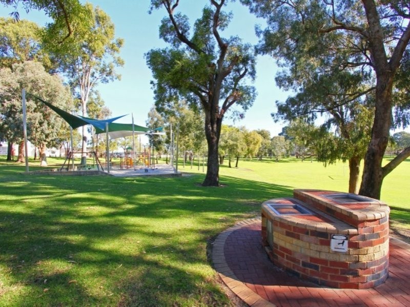 12 Tarner Court, Balga WA 6061