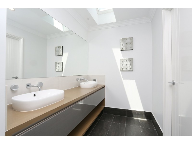 6 Malvern Road, Butler WA 6036