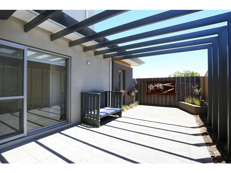 6 Malvern Road, Butler WA 6036