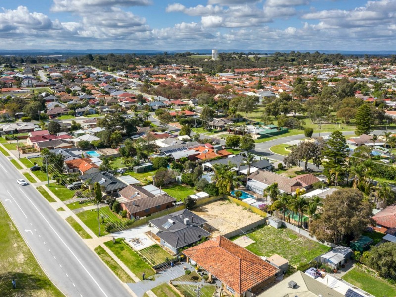 86B Dundebar Road, Wanneroo WA 6065