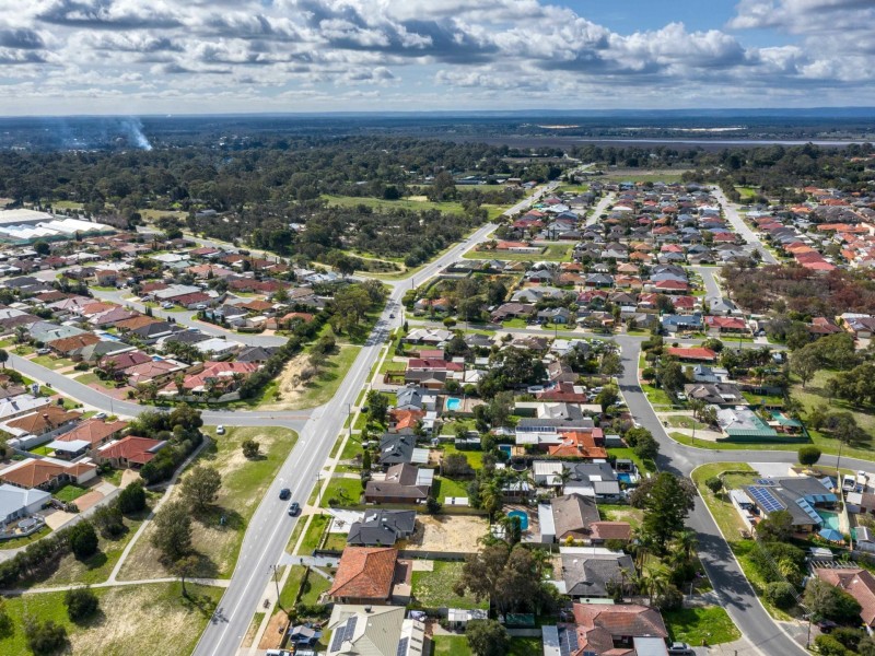 86B Dundebar Road, Wanneroo WA 6065