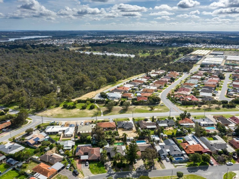86B Dundebar Road, Wanneroo WA 6065