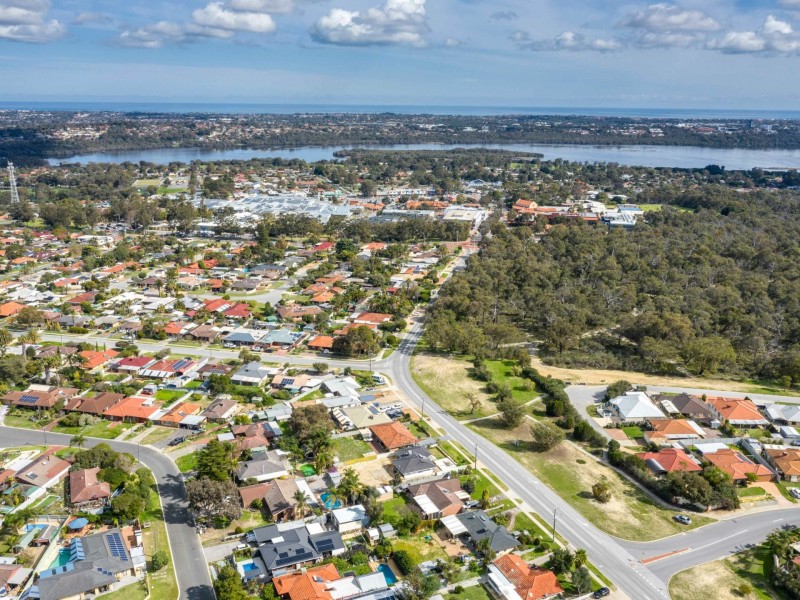 86B Dundebar Road, Wanneroo WA 6065