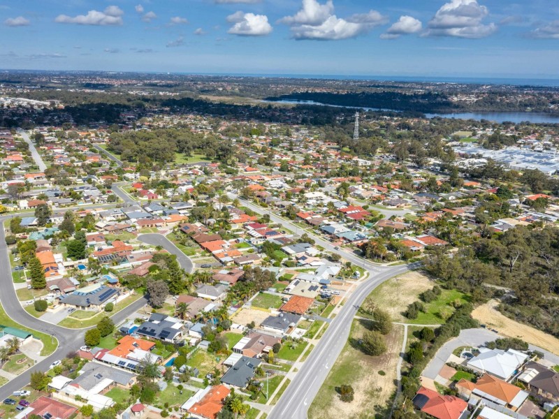 86B Dundebar Road, Wanneroo WA 6065