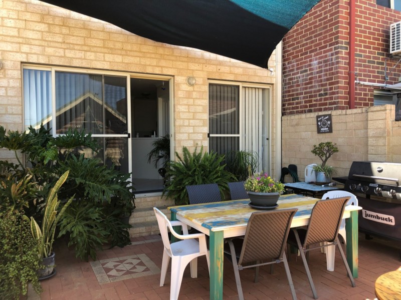 72C Regents Park Rd, Joondalup WA 6027