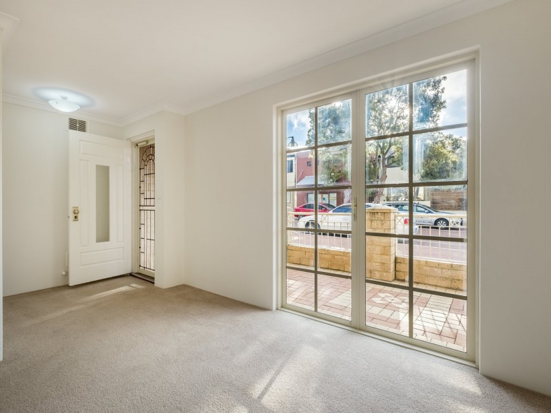 72C Regents Park Rd, Joondalup WA 6027