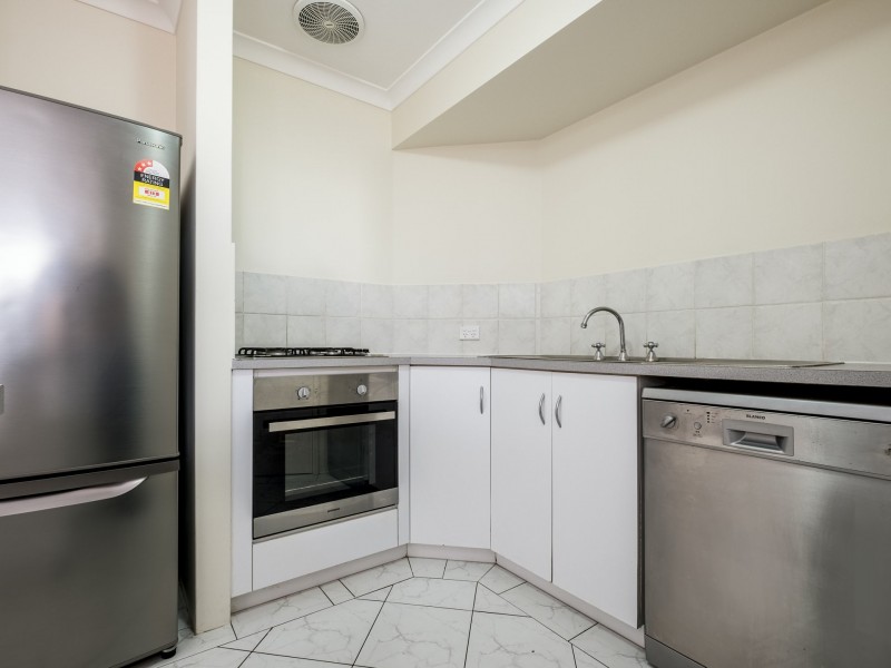 72C Regents Park Rd, Joondalup WA 6027