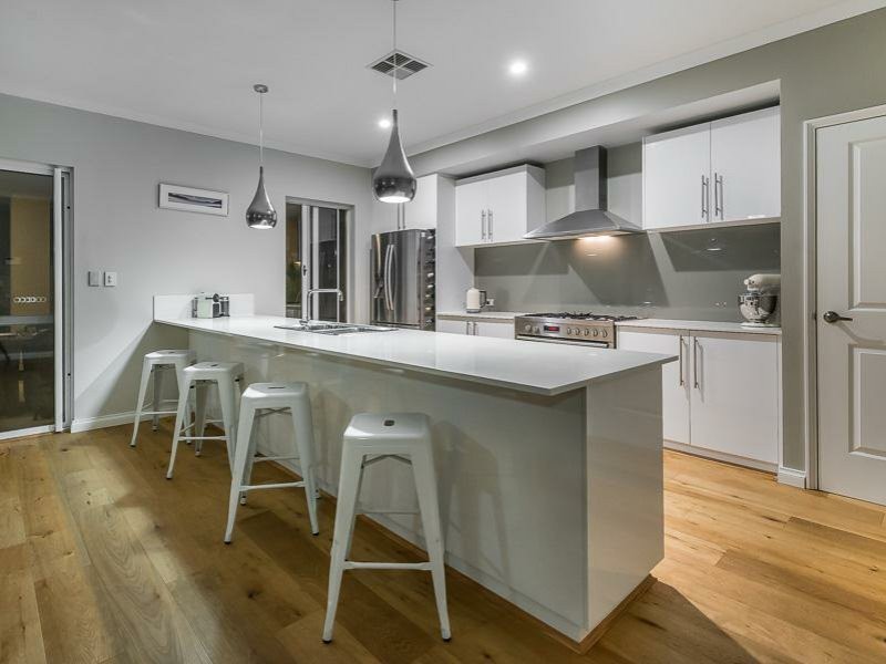 10 Cheviot Way, Burns Beach WA 6028