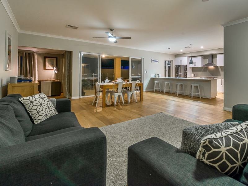 10 Cheviot Way, Burns Beach WA 6028