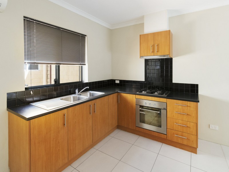 2A/77 Grand Boulevard, Joondalup WA 6027