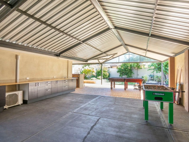 6 Carnoustie Court, Yanchep WA 6035