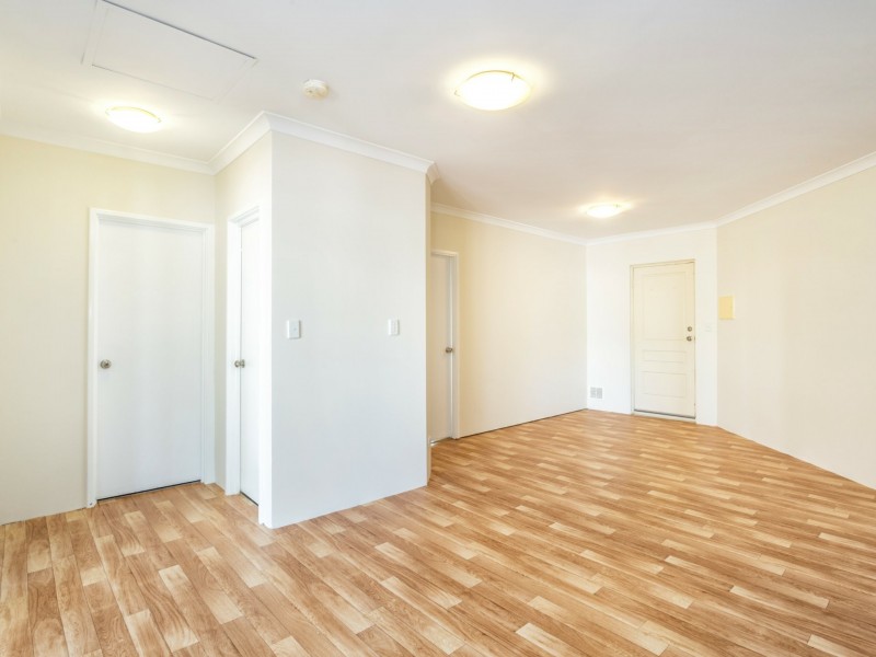 8/9 Lakeside Drive, Joondalup WA 6027