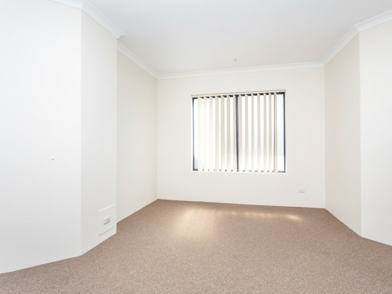 8/9 Lakeside Drive, Joondalup WA 6027