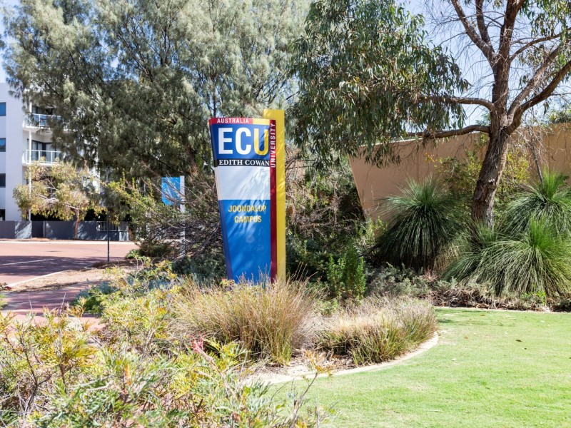 8/9 Lakeside Drive, Joondalup WA 6027