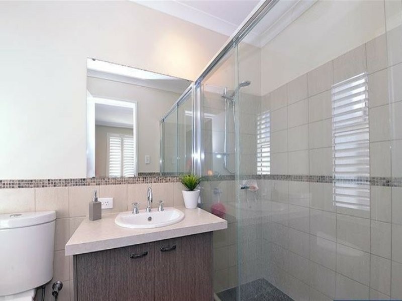 8 Duyfken Road, Jindalee WA 6036