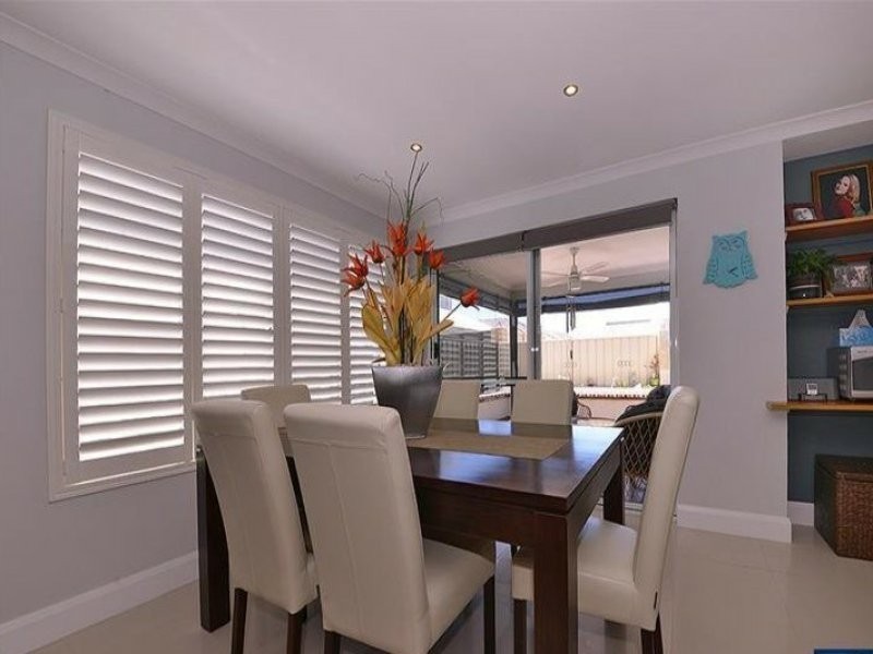 8 Duyfken Road, Jindalee WA 6036