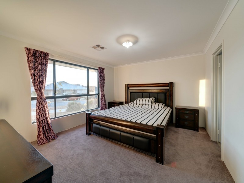 110 Glasshouse Drive, Banksia Grove WA 6031