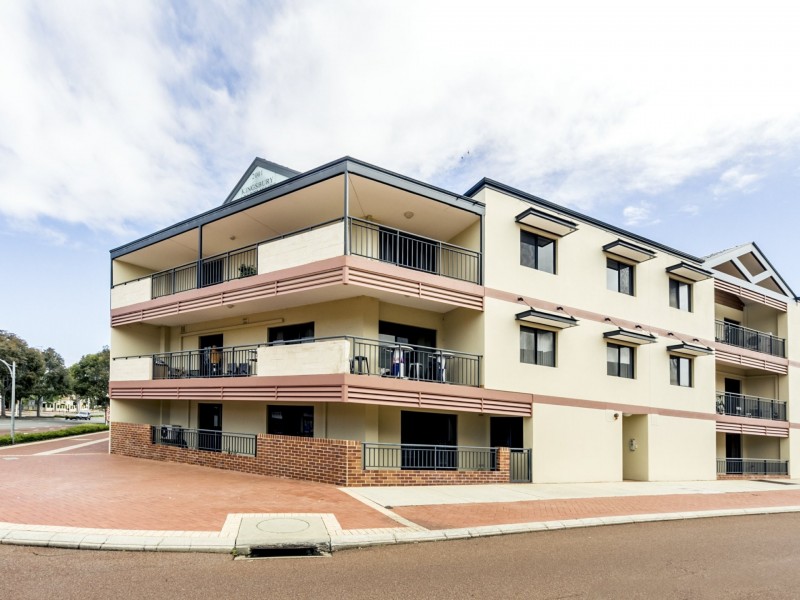 11/18 Kingsbury Drive, Joondalup WA 6027