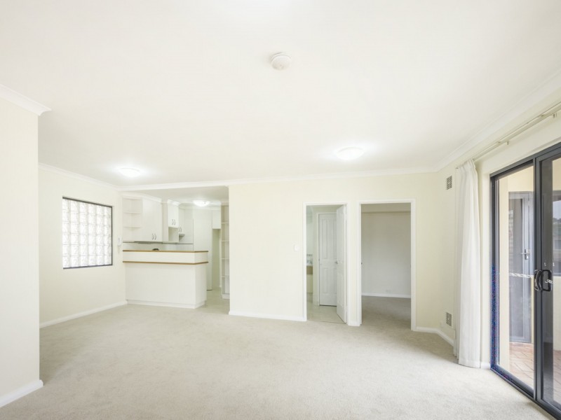 11/18 Kingsbury Drive, Joondalup WA 6027