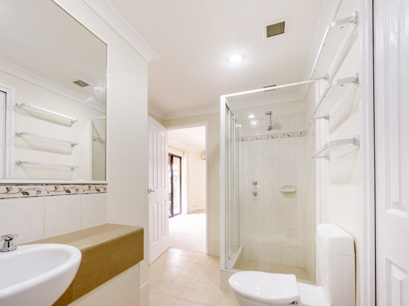 11/18 Kingsbury Drive, Joondalup WA 6027