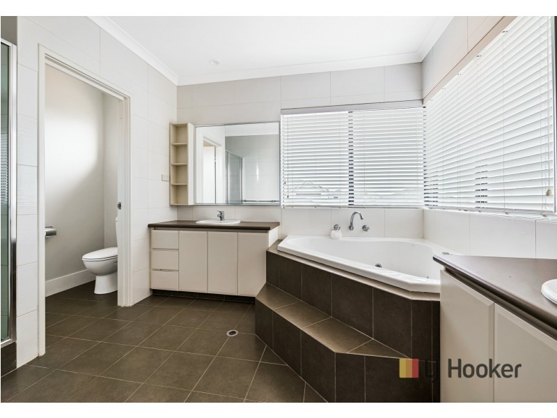 39 Whitehaven Avenue, Burns Beach WA 6028