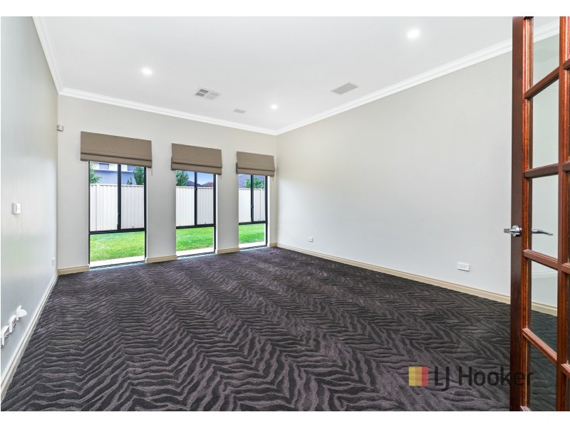 39 Whitehaven Avenue, Burns Beach WA 6028