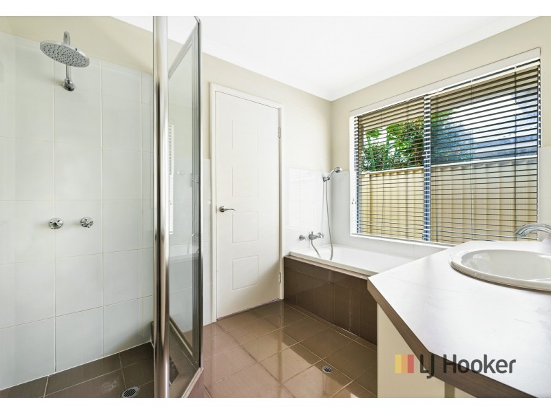 39 Whitehaven Avenue, Burns Beach WA 6028