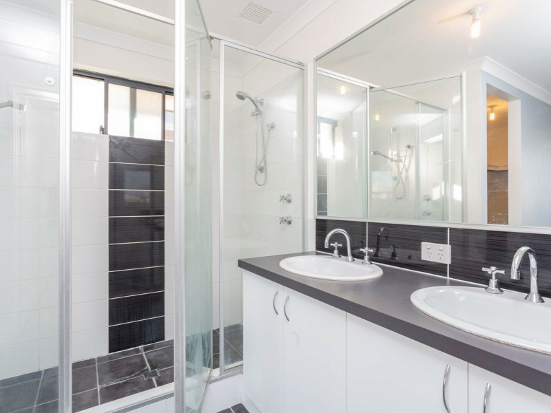 52 Jerrail Street, Yanchep WA 6035