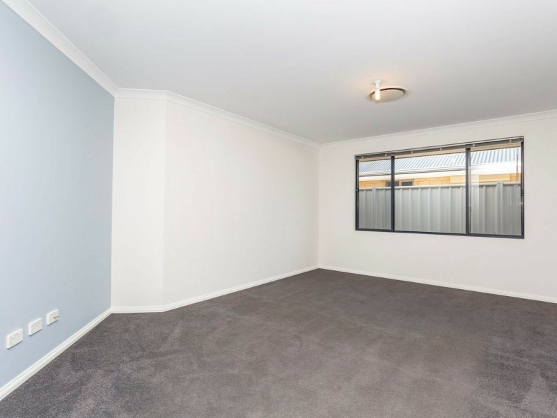 52 Jerrail Street, Yanchep WA 6035