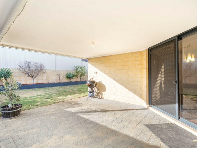 52 Jerrail Street, Yanchep WA 6035